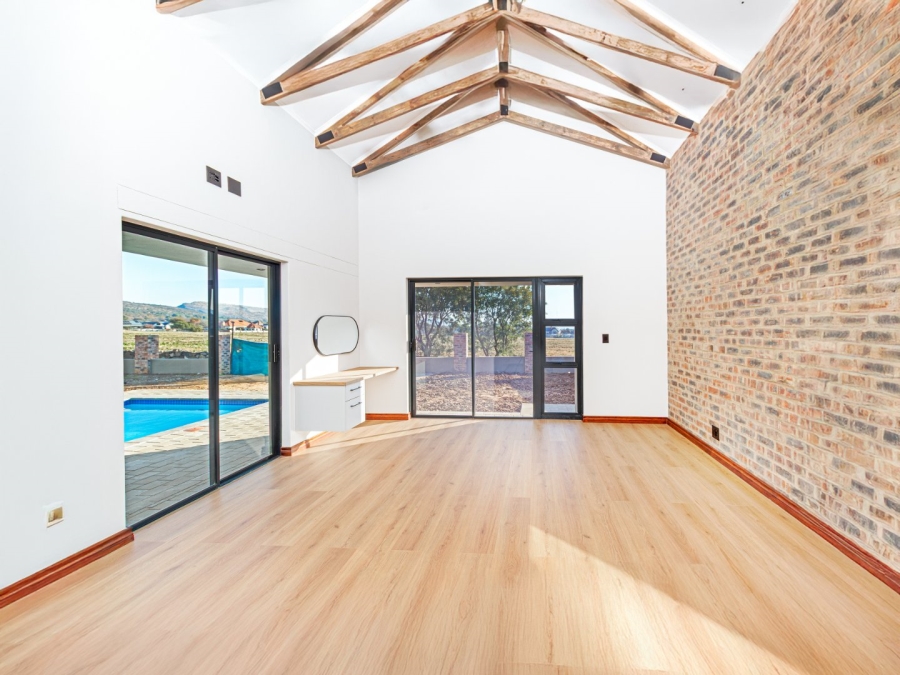 4 Bedroom Property for Sale in Landsmeer Residential Estate North West